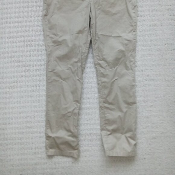 21 Men Pants - Picture 2 of 3